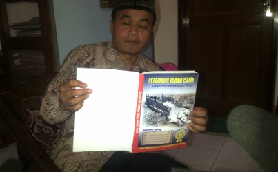 Dinas Pendidikan Jombang Diminta Tarik Buku Berpaham ISIS